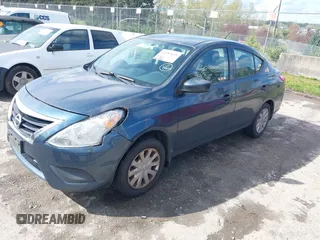 2016 Nissan Versa S Plus with VIN 3N1CN7AP2GL913006, listed as a IAAI auction lot 41989696 with 260,168 mi miles. Bid and sale history available at carsss.com. Image 2.