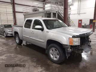 2011 GMC Sierra 1500 SLT с VIN 3GTP2WE35BG123533, выставлен на аукционе IAAI как лот 41990602 с пробегом 150 403 миль миль и . История ставок и продаж доступна на DreamBid. Изображение 1.
