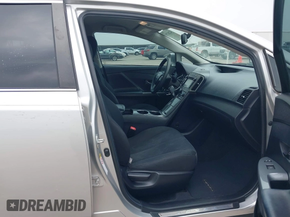 2013 Toyota Venza LE with VIN 4T3ZA3BB3DU070940, listed as a IAAI auction lot 42282736 with 164,320 mi miles and . Bid and sale history available at DreamBid. Image 5.