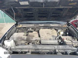 2018 Toyota Tacoma SR5 with VIN 3TMAZ5CN6JM055632, listed as a IAAI auction lot 40751593 with 125,663 mi miles and . Bid and sale history available at DreamBid. Image 10.