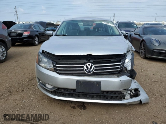 2015 Volkswagen Passat SEL Premium z VIN 1VWCS7A3XFC043208, wystawiony jako Copart lot #54766115 z przebiegiem 192 773 mil mil oraz Szkoda całkowita • Salvage title. Historia ofert i sprzedaży dostępna na DreamBid. Obrazek 5.