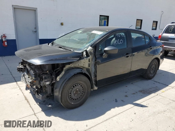 2020 Nissan Versa S z VIN 3N1CN8DV9LL870648, wystawiony jako Copart lot #64834514 z przebiegiem 48 085 mil mil oraz Szkoda całkowita • Salvage title. Historia ofert i sprzedaży dostępna na DreamBid. Obrazek 1.