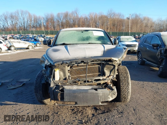 2006 Dodge Dakota SLT with VIN 1D7HW48K56S699157, listed as a IAAI auction lot 41333140 with 273,055 mi miles. Bid and sale history available at carsss.com. Image 12.
