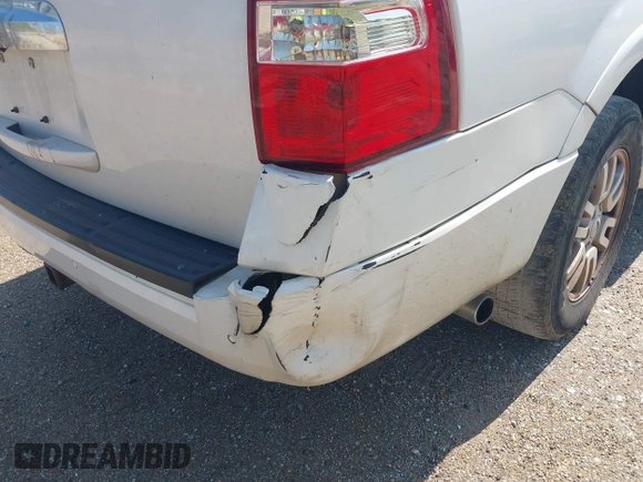2012 Ford Expedition Max Limited with VIN 1FMJK1K55CEF22509, listed as a IAAI auction lot 42378673 with 260,359 mi miles and . Bid and sale history available at DreamBid. Image 6.