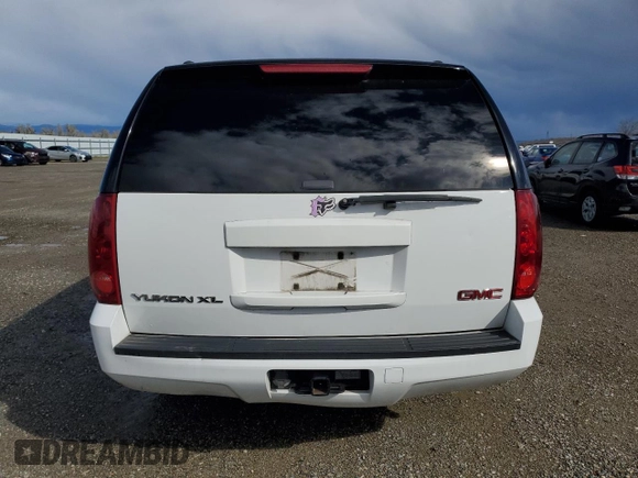 2007 GMC Yukon XL SLT with VIN 1GKFC16JX7J178806, listed as a Copart auction lot 48370045 with 238,522 mi miles and Clean Title. Bid and sale history available at carsss.com. Image 6.