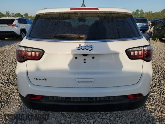 2025 Jeep Compass Sport with VIN 3C4NJDAN9ST516030, listed as a Copart auction lot 52292005 with 2,094 mi miles and Salvage title. Bid and sale history available at DreamBid. Image 6.