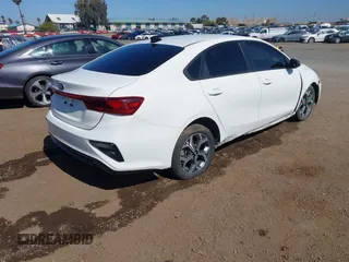 2021 Kia Forte LXS with VIN 3KPF24AD0ME322812, listed as a IAAI auction lot 42317017 with 86,216 mi miles and . Bid and sale history available at DreamBid. Image 4.