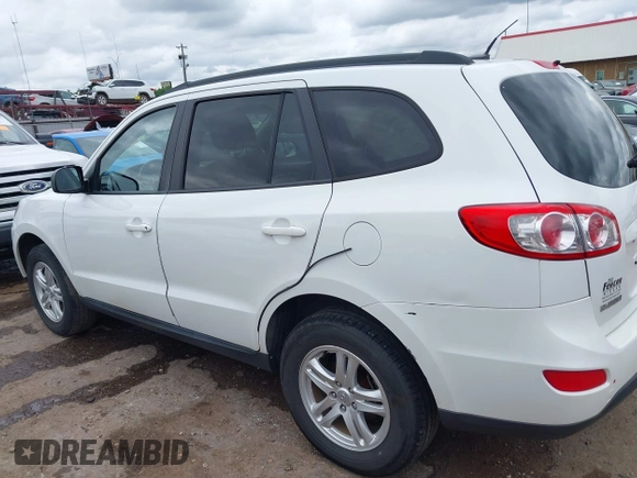 2010 Hyundai Santa Fe GLS z VIN 5NMSG3AB1AH346758, wystawiony jako IAAI lot #42352850 z przebiegiem 179 664 mil mil oraz . Historia ofert i sprzedaży dostępna na DreamBid. Obrazek 14.