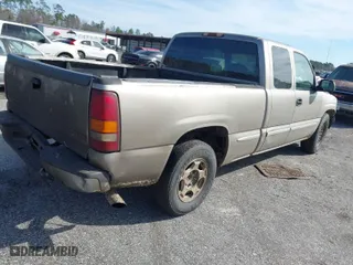 2002 GMC Sierra 1500 SLE with VIN 2GTEC19T221357087, listed as a IAAI auction lot 41441911 with 319,299 mi miles. Bid and sale history available at carsss.com. Image 4.