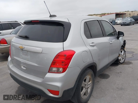 2020 Chevrolet Trax LS with VIN 3GNCJKSB2LL205578, listed as a IAAI auction lot 41487913 with 122,343 mi miles and . Bid and sale history available at DreamBid. Image 4.