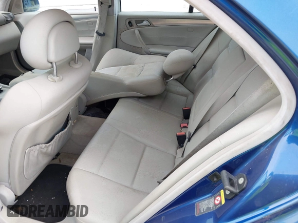 2005 Mercedes-Benz C 230 Kompressor с VIN WDBRF40J95F612156, выставлен на аукционе IAAI как лот 41722349 с пробегом 136 109 миль миль и . История ставок и продаж доступна на DreamBid. Изображение 8.