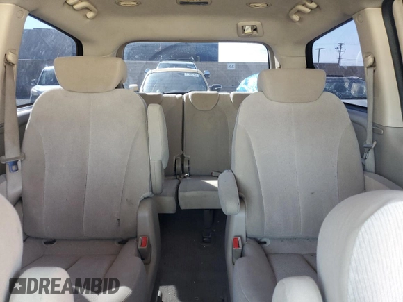 2010 Kia Sedona LX with VIN KNDMG4C38A6327139, listed as a Copart auction lot 72758954 with 172,870 mi miles and Salvage Title. Bid and sale history available at carsss.com. Image 10.