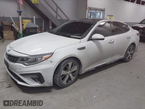 2019 Kia Optima LX with VIN 5XXGT4L39KG280666, listed as a IAAI auction lot 41436121 with 121,531 mi miles. Bid and sale history available at carsss.com. Image 17.