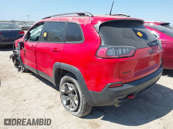 2019 Jeep Cherokee Trailhawk Elite with VIN 1C4PJMBX8KD305108, listed as a IAAI auction lot 41763970 with 70,705 mi miles. Bid and sale history available at carsss.com. Image 3.