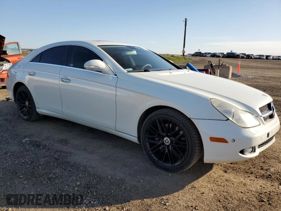 2007 Mercedes-Benz CLS 550 with VIN WDDDJ72X47A091950, listed as a Copart auction lot 55670305 with 138,119 mi miles and Clean Title. Bid and sale history available at DreamBid. Image 4.