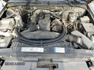 2000 GMC Sonoma with VIN 1GTCS1444Y8131309, listed as a Copart auction lot 46524975 with 156,218 mi miles and Salvage Title. Bid and sale history available at DreamBid. Image 11.