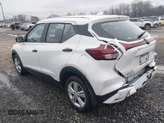 2024 Nissan Kicks S with VIN 3N1CP5BV7RL552497, listed as a IAAI auction lot 41593015 with 15,500 mi miles. Bid and sale history available at carsss.com. Image 3.