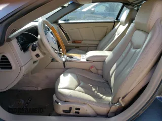 2004 Cadillac XLR z VIN 1G6YV34A845603654, wystawiony jako Copart lot #83494824 z przebiegiem 89 609 mil mil oraz Szkoda całkowita • Salvage title. Historia ofert i sprzedaży dostępna na DreamBid. Obrazek 7.