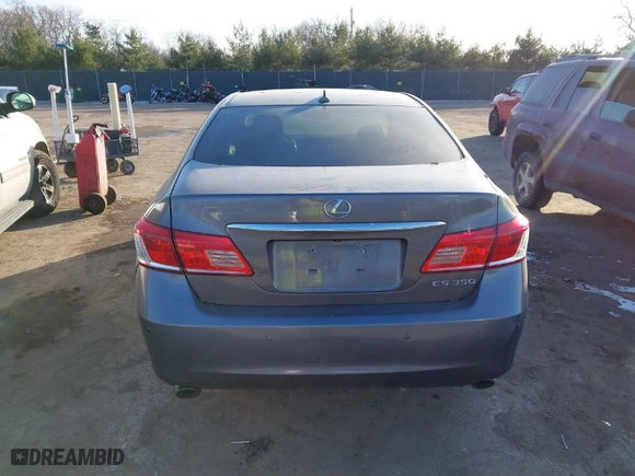 2012 Lexus ES 350 with VIN JTHBK1EG1C2489529, listed as a IAAI auction lot 41052045 with 121,000 mi miles. Bid and sale history available at carsss.com. Image 17.