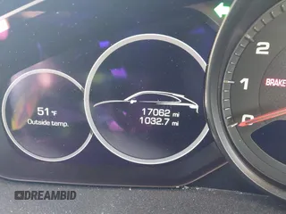 2021 Porsche Cayenne z VIN WP1BA2AY8MDA42886, wystawiony jako IAAI lot #41465968 z przebiegiem 17 062 mil mil oraz . Historia ofert i sprzedaży dostępna na DreamBid. Obrazek 15.