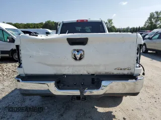 2024 Ram 2500 Tradesman with VIN 3C6UR5HJ5RG124704, listed as a Copart auction lot 59898785 with Not provided miles and Clean title. Bid and sale history available at DreamBid. Image 6.