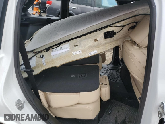 2023 Jeep Grand Cherokee Limited с VIN 1C4RJHBG7P8779115, выставлен на аукционе Copart как лот 61483075 с пробегом Не указан миль и На запчасти • Non repairable. История ставок и продаж доступна на DreamBid. Изображение 10.
