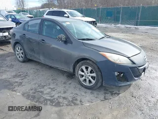 2011 Mazda 3 i Touring z VIN JM1BL1VG4B1362289, wystawiony jako IAAI lot #41465072 z przebiegiem 325 334 mil mil oraz . Historia ofert i sprzedaży dostępna na DreamBid. Obrazek 1.