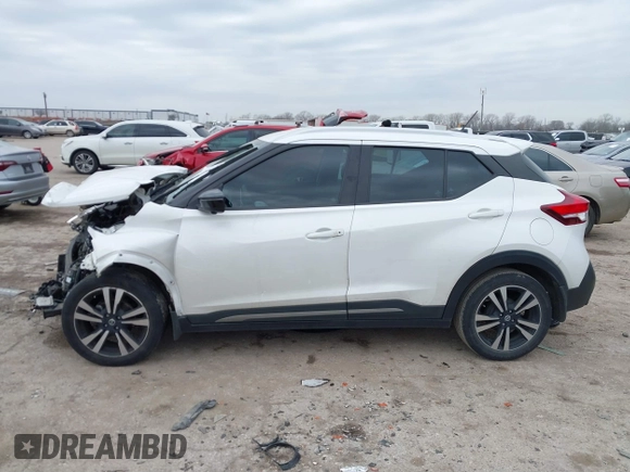 2020 Nissan Kicks SR with VIN 3N1CP5DV1LL556436, listed as a IAAI auction lot 41576013 with 97,953 mi miles. Bid and sale history available at carsss.com. Image 14.