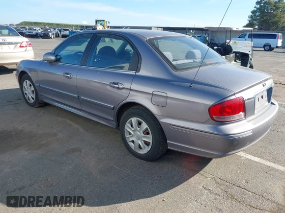 2005 Hyundai Sonata GL with VIN KMHWF25S25A189598, listed as a IAAI auction lot 41702272 with 116,143 mi miles. Bid and sale history available at carsss.com. Image 3.