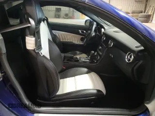 2014 Mercedes-Benz SLK-Class SLK 350 with VIN WDDPK5HA3EF088779, listed as a Copart auction lot 68729544 with 44,436 mi miles and Clean Title. Bid and sale history available at carsss.com. Image 10.