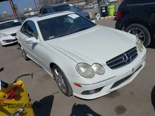 2007 Mercedes-Benz CLK-Class 5.5L with VIN WDBTJ72H27F208540, listed as a IAAI auction lot 41667926 with 237,484 mi miles. Bid and sale history available at carsss.com. Image 1.