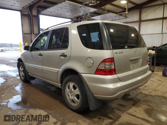 2002 Mercedes-Benz M 320/430/500 z VIN 4JGAB54E22A309625, wystawiony jako Copart lot #51300405 z przebiegiem 90 227 mil mil oraz Szkoda całkowita • Salvage title. Historia ofert i sprzedaży dostępna na DreamBid. Obrazek 2.