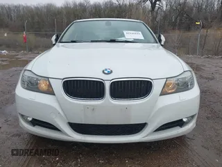 2011 BMW 3 Series 328i xDrive with VIN WBAPK7G53BNN71066, listed as a IAAI auction lot 41944444 with 191,063 mi miles. Bid and sale history available at carsss.com. Image 6.
