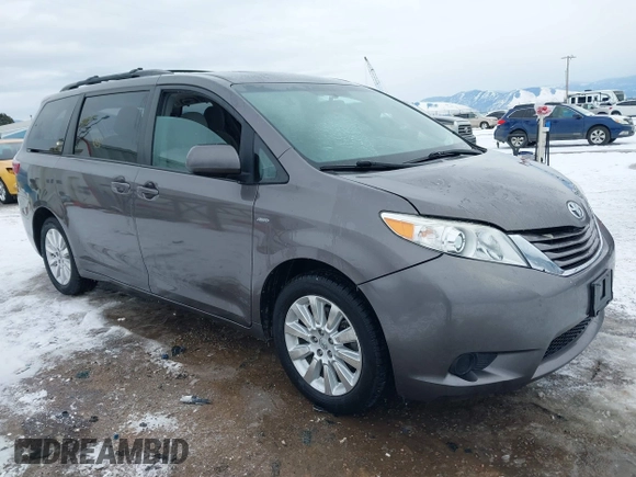 2016 Toyota Sienna LE with VIN 5TDJK3DC6GS142669, listed as a IAAI auction lot 41436771 with 135,715 mi miles. Bid and sale history available at carsss.com. Image 1.