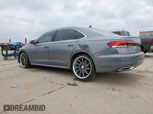 2020 Volkswagen Passat SE z VIN 1VWSA7A38LC010962, wystawiony jako Copart lot #57520325 z przebiegiem 76 566 mil mil oraz Czysty tytuł • Clean title. Historia ofert i sprzedaży dostępna na DreamBid. Obrazek 2.