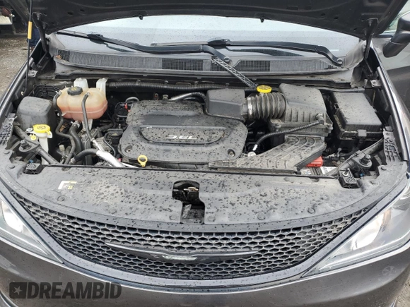 2018 Chrysler Pacifica Touring L with VIN 2C4RC1BG7JR175156, listed as a Copart auction lot 52935435 with 106,264 mi miles and Salvage Title. Bid and sale history available at DreamBid. Image 12.