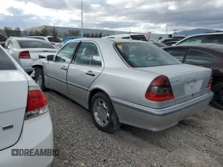 2000 Mercedes-Benz C 230/260/280/320 z VIN WDBHA29G8YA830399, wystawiony jako Copart lot #86919894 z przebiegiem 89 183 mil mil oraz Nie do naprawy • Non repairable. Historia ofert i sprzedaży dostępna na DreamBid. Obrazek 2.
