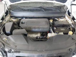 2019 Jeep Cherokee Latitude Plus with VIN 1C4PJMLBXKD294213, listed as a IAAI auction lot 40593826 with 107,332 mi miles. Bid and sale history available at carsss.com. Image 10.