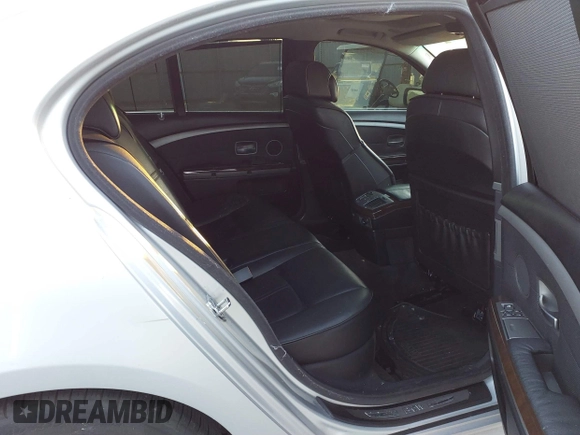 2003 BMW 7 Series 745i with VIN WBAGL63403DP64514, listed as a IAAI auction lot 41045246 with 111,000 mi miles and . Bid and sale history available at DreamBid. Image 8.