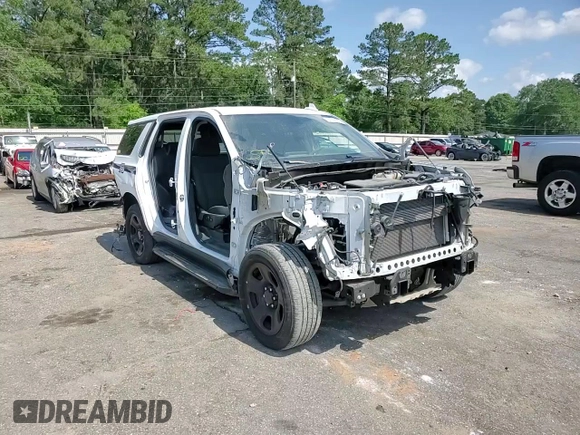 2021 Chevrolet Tahoe Commercial z VIN 1GNSCLED3MR458377, wystawiony jako Copart lot #57302405 z przebiegiem 26 846 mil mil oraz Szkoda całkowita • Salvage title. Historia ofert i sprzedaży dostępna na DreamBid. Obrazek 14.