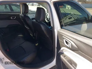 2022 Jeep Compass Latitude with VIN 3C4NJCBB8NT137684, listed as a IAAI auction lot 41391981 with 51,255 mi miles and . Bid and sale history available at carsss.com. Image 8.