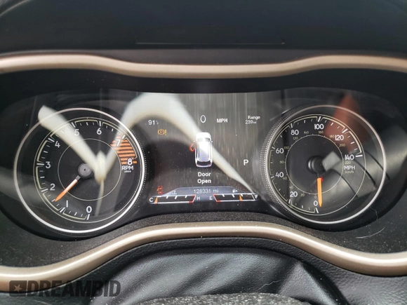 2017 Jeep Cherokee Limited z VIN 1C4PJMDS3HW625449, wystawiony jako Copart lot #61153335 z przebiegiem 128 331 mil mil oraz Szkoda całkowita • Salvage title. Historia ofert i sprzedaży dostępna na DreamBid. Obrazek 9.