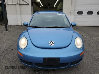 2010 Volkswagen New Beetle Coupe with VIN 3VWPG3AG4AM000506, listed as a Copart auction lot 82643084 with 92,226 mi miles and Salvage Title. Bid and sale history available at carsss.com. Image 5.