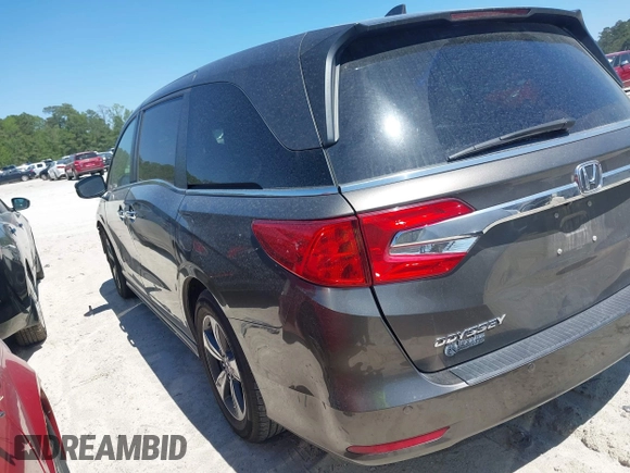 2020 Honda Odyssey Touring with VIN 5FNRL6H87LB002202, listed as a IAAI auction lot 42015741 with 182,051 mi miles and . Bid and sale history available at DreamBid. Image 3.