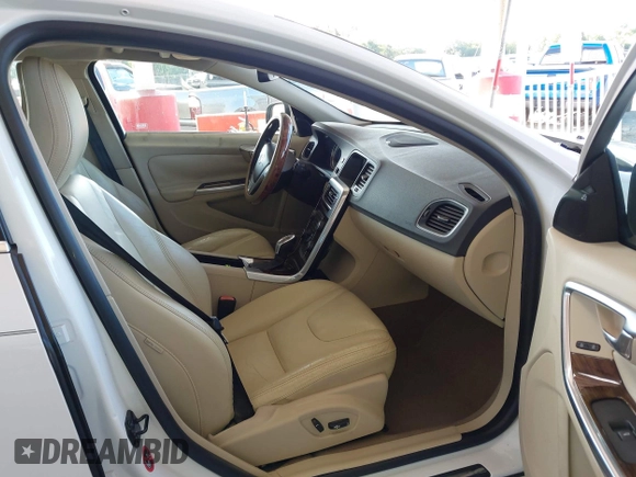2013 Volvo S60 T5 Premier with VIN YV1612FS2D2199231, listed as a IAAI auction lot 42513014 with 85,446 mi miles and . Bid and sale history available at DreamBid. Image 5.