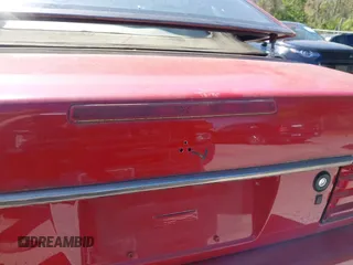 1992 Mercedes-Benz 500 с VIN WDBFA66E8NF043632, выставлен на аукционе IAAI как лот 42049992 с пробегом 101 690 миль миль и . История ставок и продаж доступна на DreamBid. Изображение 19.