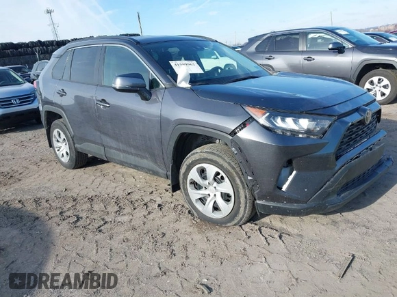 2021 Toyota RAV4 LE with VIN 2T3G1RFV3MC168172, listed as a IAAI auction lot 41599962 with 34,006 mi miles. Bid and sale history available at carsss.com. Image 1.