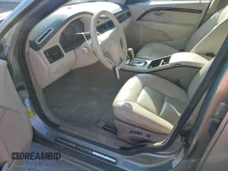 2008 Volvo V70 with VIN YV1BW982781044062, listed as a Copart auction lot 70427534 with 202,812 mi miles and Salvage title. Bid and sale history available at DreamBid. Image 7.