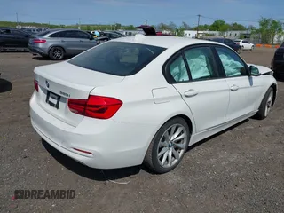 2018 BMW 3 Series 320i xDrive with VIN WBA8A3C5XJA505321, listed as a IAAI auction lot 42146927 with 47,547 mi miles and . Bid and sale history available at DreamBid. Image 4.