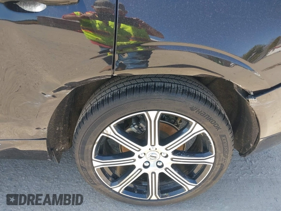 2021 Volvo XC60 Inscription with VIN YV4102RL9M1829188, listed as a IAAI auction lot 42083627 with 44,525 mi miles and . Bid and sale history available at DreamBid. Image 6.